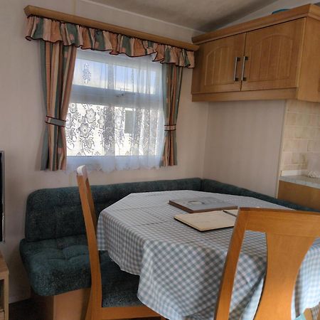 L&G Family Holidays 8 Berth Sealands Familys Only And The Lead Person Must Be Over 30 (Adults Only) Инголдмелс Экстерьер фото